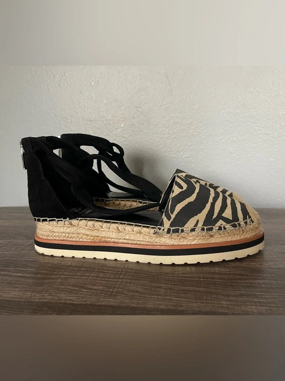 Vince Camuto Black Zebra Espadrille Lace-Up Platform Sandals